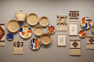 Galeria de arte com artesanato: guia para criar uma parede com alma e exclusividade