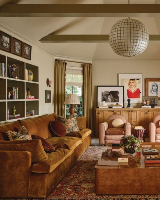 Casa de Bonecas: o estilo vintage e aconchegante do lar de Emma Roberts